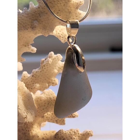 Rare Dark Gray Authentic Genuine Sea Glass Necklace Sterling Silver - Picture 2 of 5